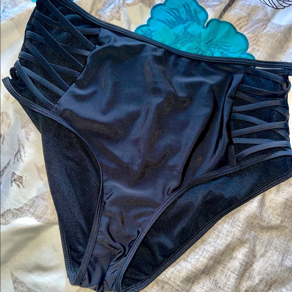 5/25 BRAND NEW Shein Bathing Suite Bottoms